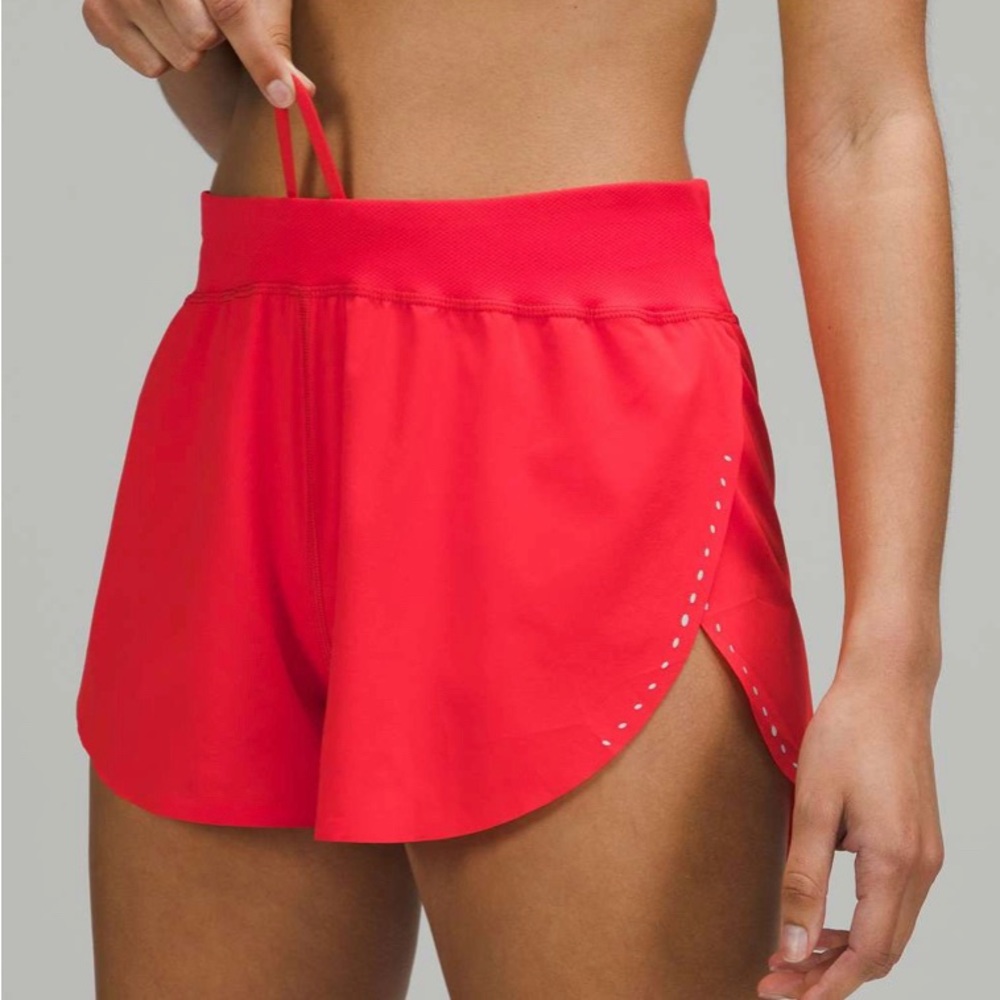 Lululemon Find Your Pace Short Love Red Size 10